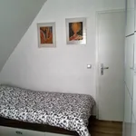 Rent 2 bedroom apartment of 34 m² in Stuttgart