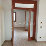 Rent 6 bedroom house of 192 m² in Albettone