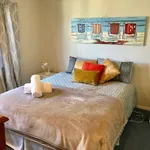 Rent 3 bedroom apartment in Wellington