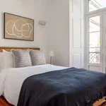 Rent 2 bedroom apartment of 78 m² in lisbon