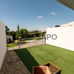 Alugar 4 quarto casa de 355 m² em Cidade da Maia