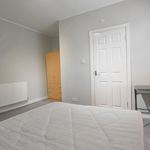 Rent 2 bedroom flat in East Midlands