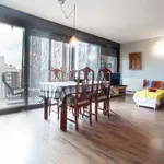 Rent a room of 98 m² in madrid