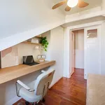 Rent a room of 180 m² in Lisbon