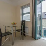 Rent 2 bedroom flat of 35 m² in Cambridge