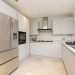 Rent 4 bedroom house in South East England