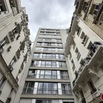 Appartement de 44 m² avec 2 chambre(s) en location à Paris 11Eme Arrondissement