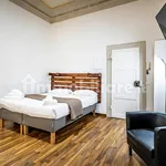 Rent 1 bedroom apartment of 28 m² in Florence