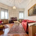 Rent 1 bedroom apartment of 180 m² in torino