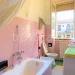 Rent 2 bedroom apartment of 65 m² in Milano