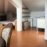 Rent 1 bedroom apartment of 50 m² in Verona