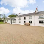 Rent 5 bedroom house in  Crosby