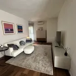 Rent 5 bedroom apartment of 85 m² in Granada