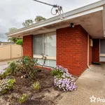 Rent 3 bedroom house in  Armadale WA 6112                        