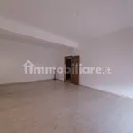 Rent 5 bedroom apartment of 185 m² in Reggio Calabria