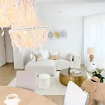 Miete 2 Schlafzimmer wohnung von 807 m² in Zurich