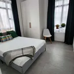 Rent 1 bedroom apartment in milan