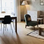 Appartement de 74 m² avec 3 chambre(s) en location à Paris