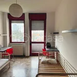 Rent 3 bedroom apartment of 90 m² in Milano