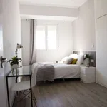 Rent a room of 150 m² in madrid