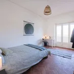 Rent a room in lisbon