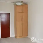 Rent 2 bedroom flat in Aberdeen