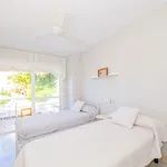 Rent 3 bedroom house of 260 m² in Marbella