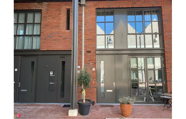 Huur 1 slaapkamer appartement van 75 m² in zwolle