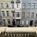 Huur 1 slaapkamer appartement van 82 m² in brussels