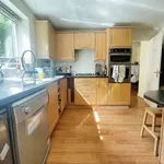 Rent 4 bedroom flat in Wales