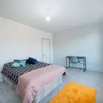 Rent a room in london