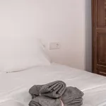 Rent a room of 150 m² in granada