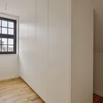 Appartement de 178 m² avec 2 chambre(s) en location à Oudsbergen