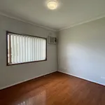 Rent 4 bedroom house in Toongabbie