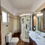 Rent 2 bedroom apartment of 95 m² in Καλαμάτα