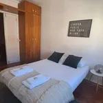 Rent a room in lisbon