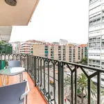 Rent 3 bedroom apartment in barcelona