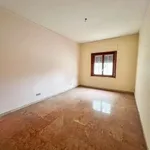 Affitto 6 camera appartamento di 245 m² in Palermo