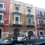 Rent 4 bedroom apartment of 115 m² in Bari