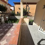 Rent 4 bedroom house of 210 m² in Giugliano in Campania