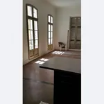 Appartement de 95 m² avec 3 chambre(s) en location à Arles