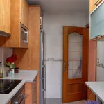 Rent a room of 90 m² in madrid