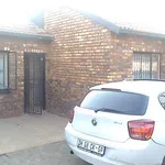 Rent 3 bedroom house of 60 m² in Pretoria