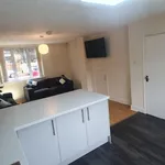 Rent 6 bedroom house in East Midlands