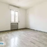 Affitto 4 camera appartamento di 148 m² in Bologna