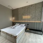 Rent 4 bedroom house of 421 m² in Bangkok