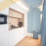 Rent 4 bedroom apartment of 38 m² in Porto