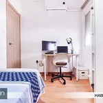 Rent 3 bedroom apartment in Seville