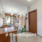 Rent 5 bedroom apartment of 120 m² in Padua