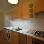 Rent 3 bedroom apartment in Praha 4